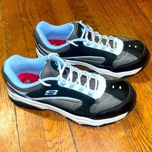 Sketchers Womens Bisco slip resistant work safety shoe